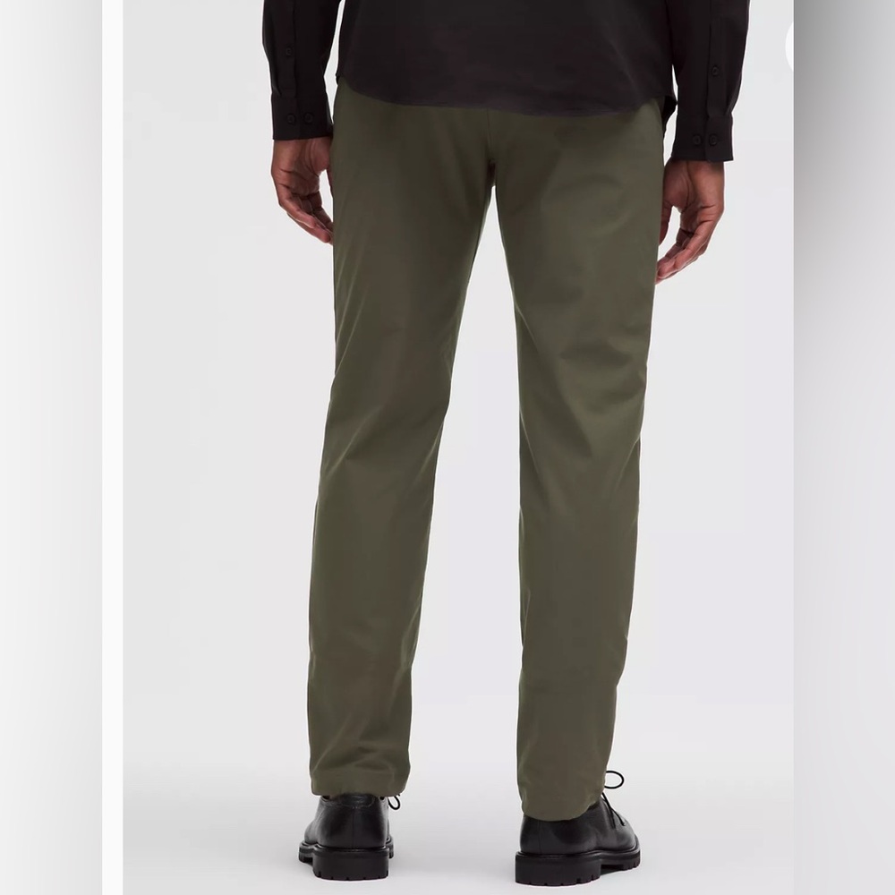 Men's LULULemon ABC Classic-Fit Trouser
Warpstreme- Dark olive color